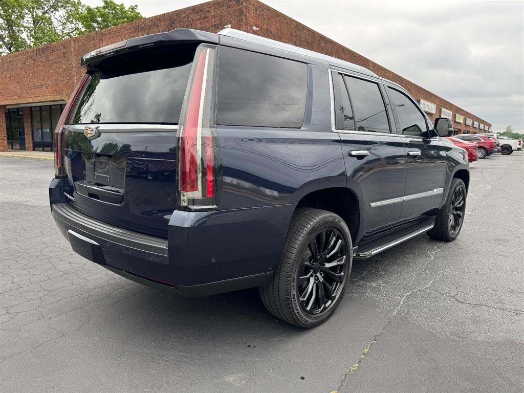 Cadillac Escalade Luxury 4WD 2019