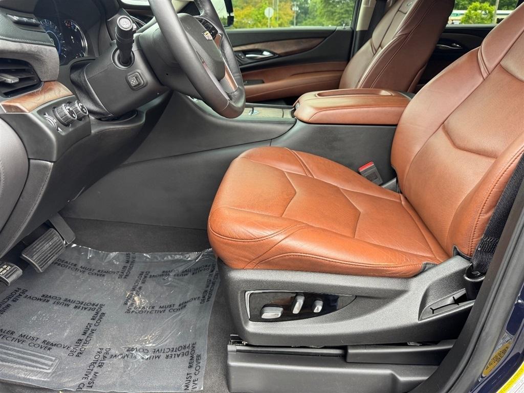 Cadillac Escalade Luxury 4WD 2019