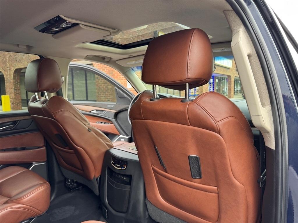Cadillac Escalade Luxury 4WD 2019