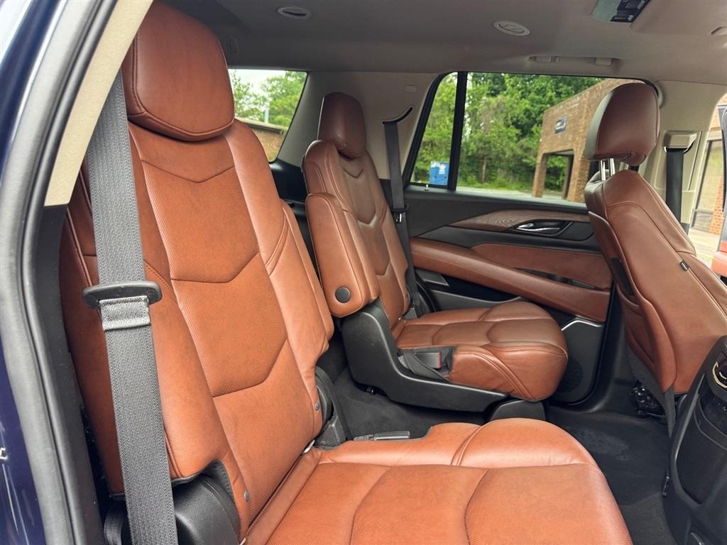 Cadillac Escalade Luxury 4WD 2019