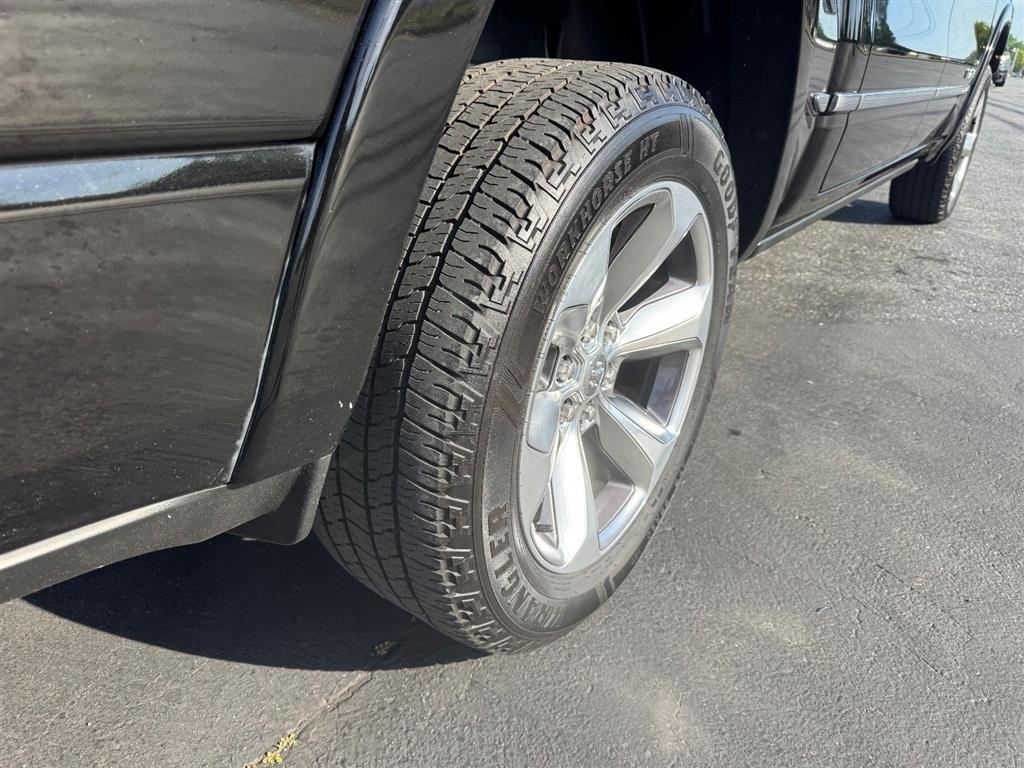 RAM 1500 Limited Crew Cab SWB 4WD 2019