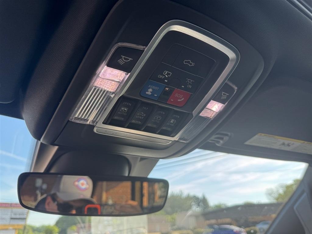 RAM 1500 Limited Crew Cab SWB 4WD 2019