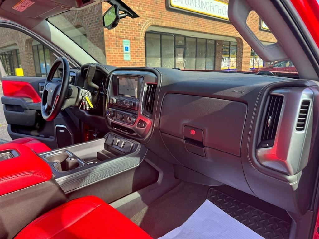 Chevrolet Silverado 1500 LTZ Double Cab Short Box 2WD 2017