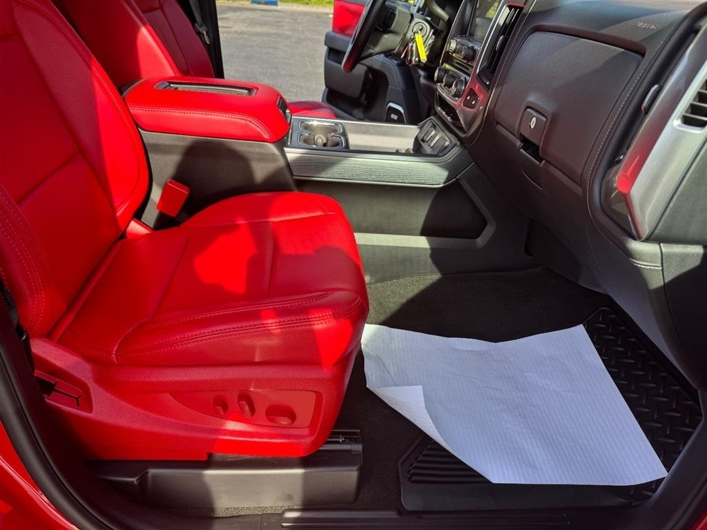 Chevrolet Silverado 1500 LTZ Double Cab Short Box 2WD 2017