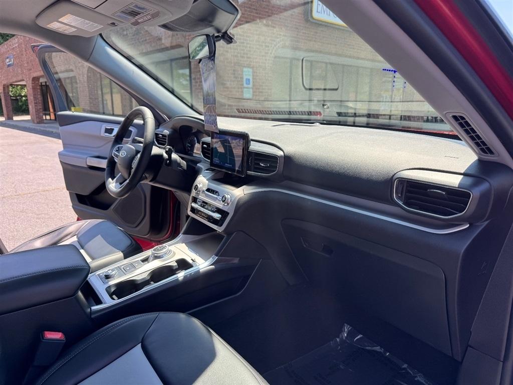 Ford Explorer XLT AWD 2022