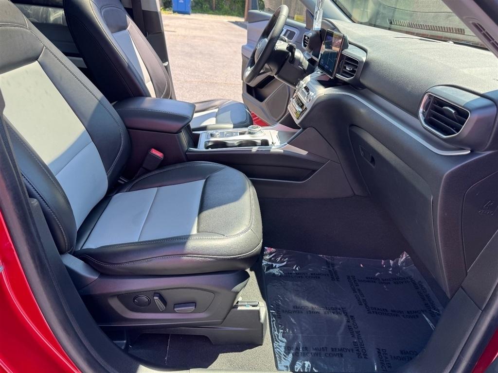 Ford Explorer XLT AWD 2022