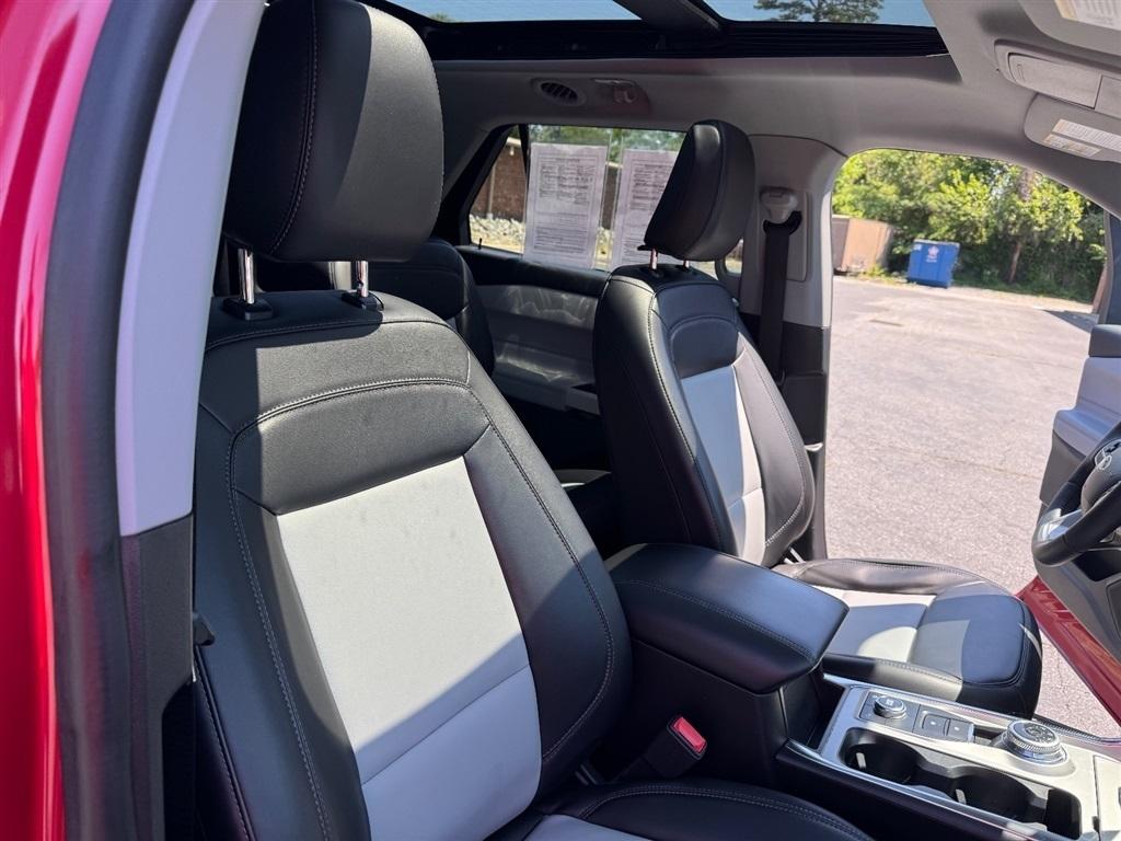 Ford Explorer XLT AWD 2022