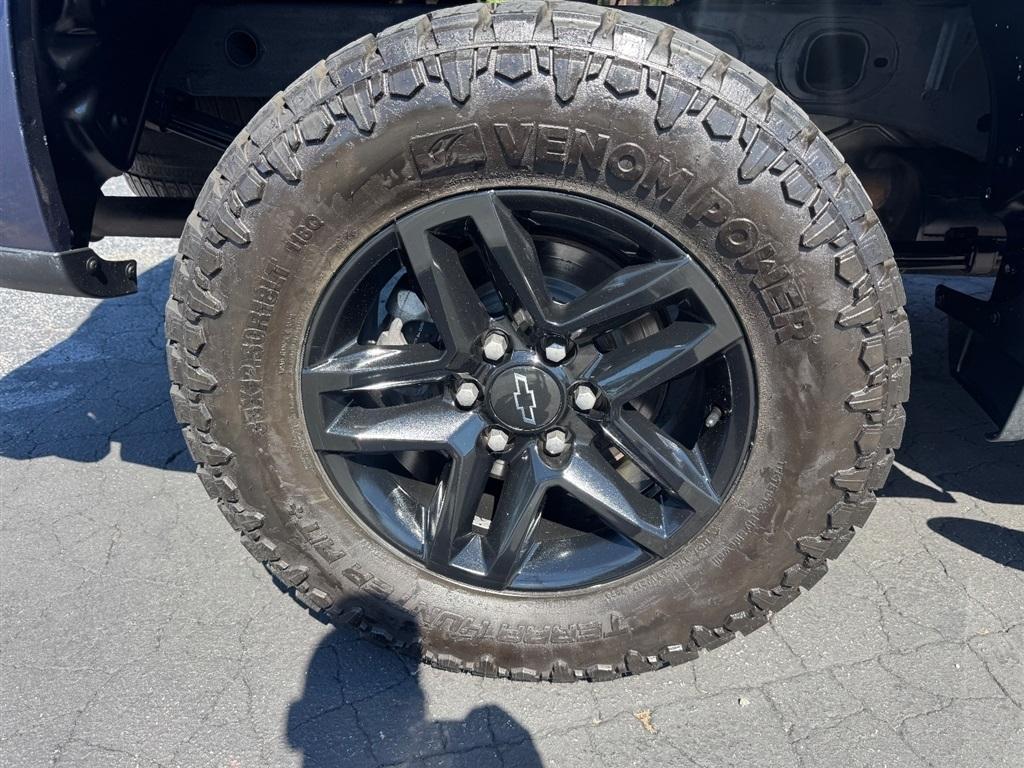 Chevrolet Silverado 1500 Custom Trail Boss Crew Cab Short Box 4WD 2020
