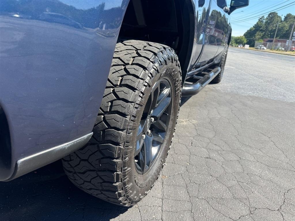 Chevrolet Silverado 1500 Custom Trail Boss Crew Cab Short Box 4WD 2020