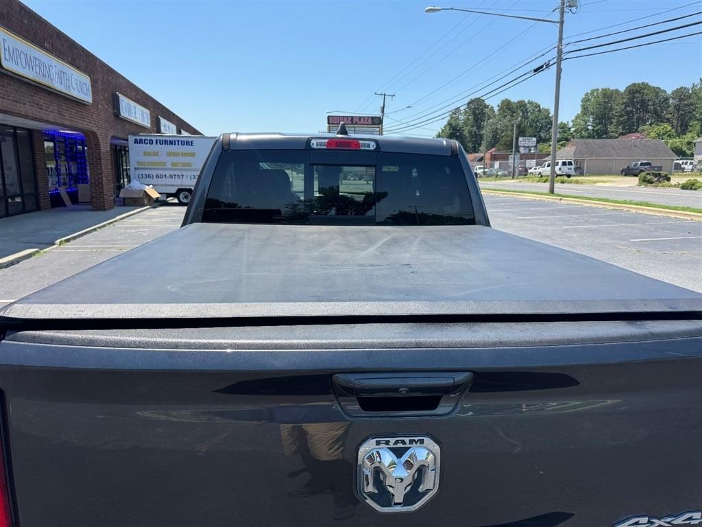 RAM 1500 Big Horn Crew Cab SWB 4WD 2019