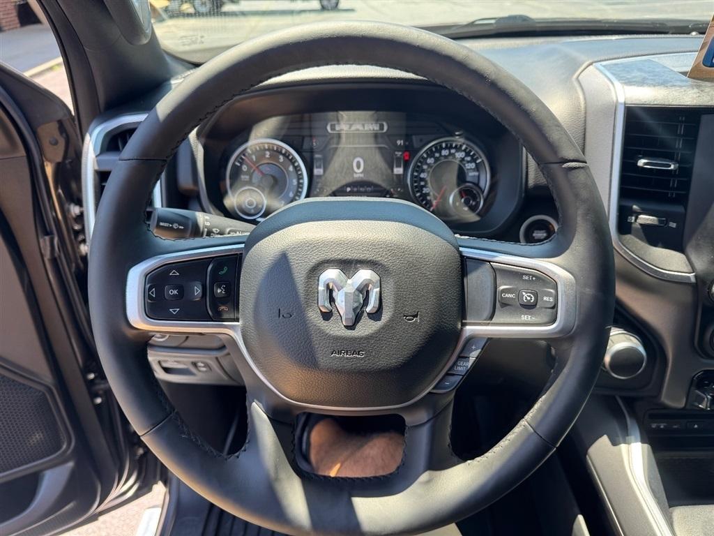 RAM 1500 Big Horn Crew Cab SWB 4WD 2019