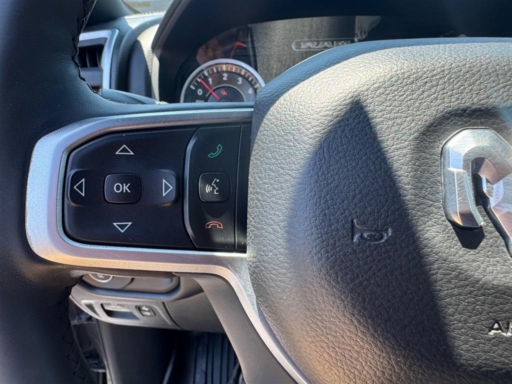 RAM 1500 Big Horn Crew Cab SWB 4WD 2019