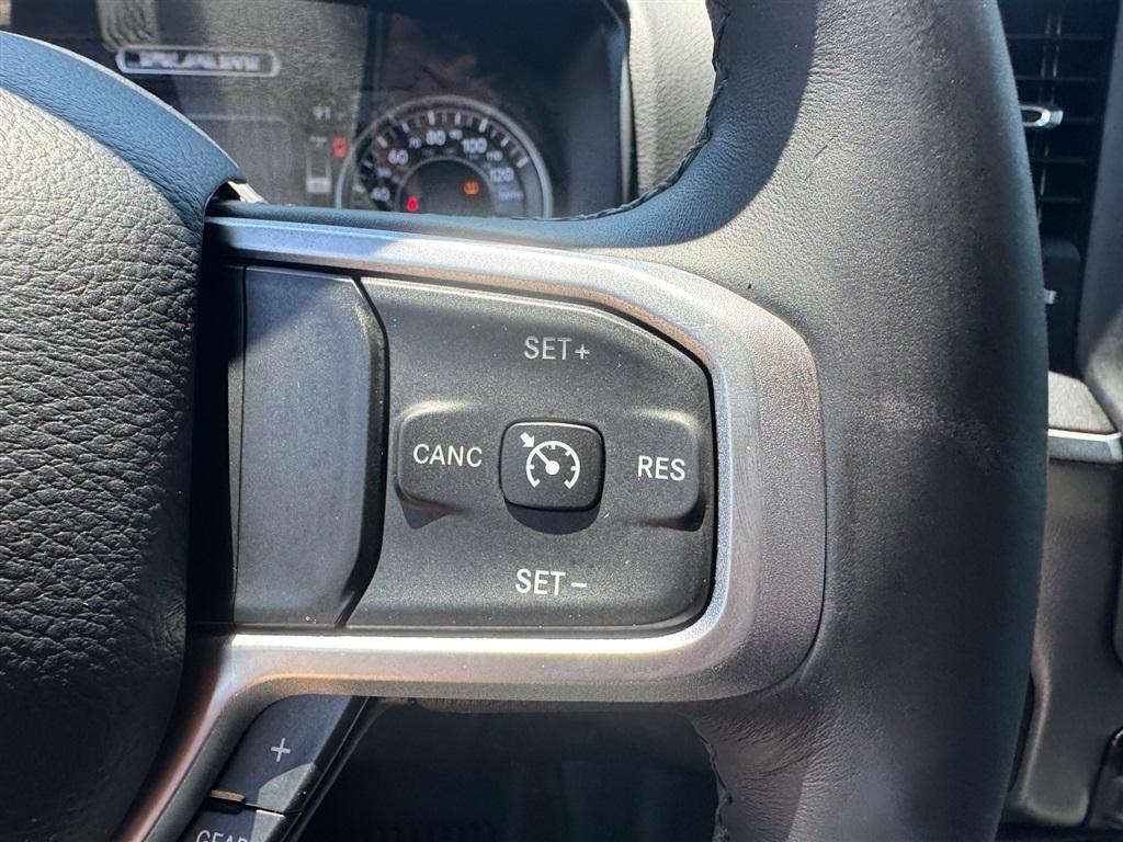 RAM 1500 Big Horn Crew Cab SWB 4WD 2019