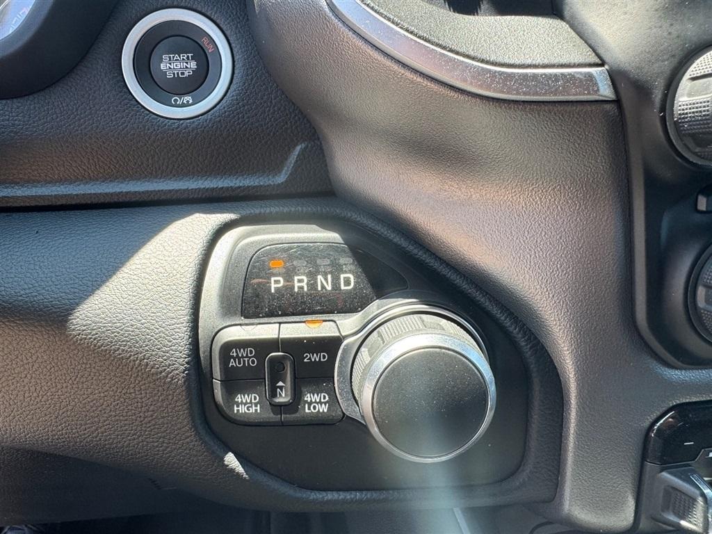 RAM 1500 Big Horn Crew Cab SWB 4WD 2019