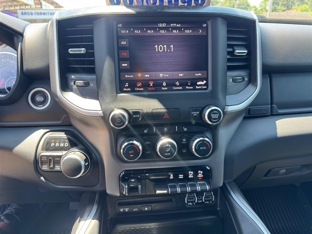 RAM 1500 Big Horn Crew Cab SWB 4WD 2019