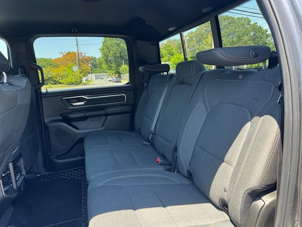 RAM 1500 Big Horn Crew Cab SWB 4WD 2019