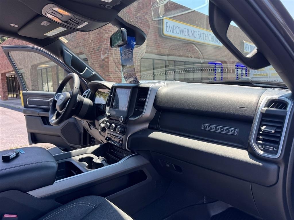 RAM 1500 Big Horn Crew Cab SWB 4WD 2019