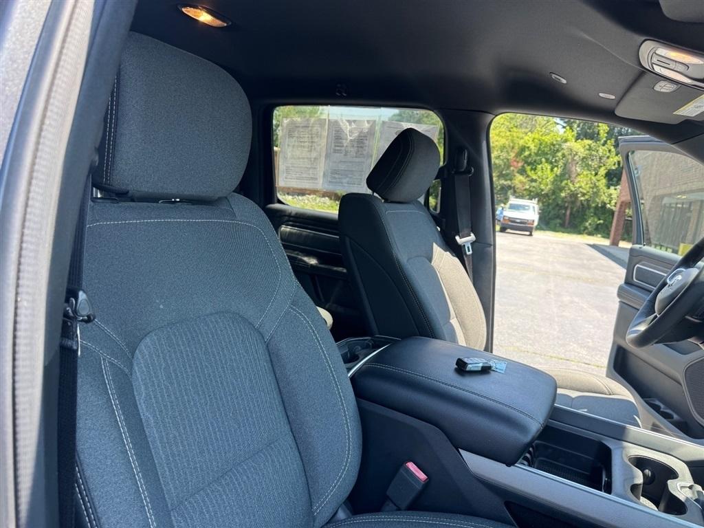 RAM 1500 Big Horn Crew Cab SWB 4WD 2019