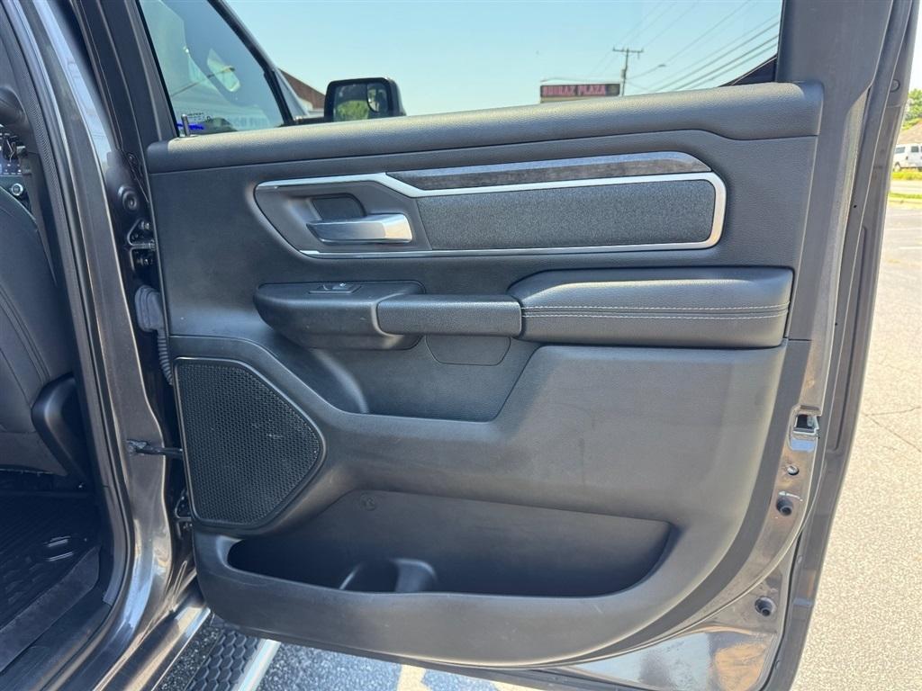 RAM 1500 Big Horn Crew Cab SWB 4WD 2019