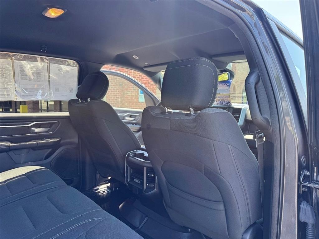 RAM 1500 Big Horn Crew Cab SWB 4WD 2019