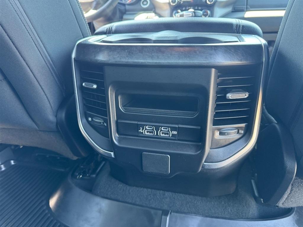 RAM 1500 Big Horn Crew Cab SWB 4WD 2019