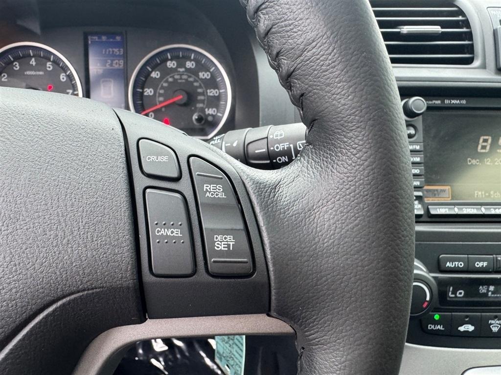 Honda CR-V EX-L 2WD AT with Navigation 2011