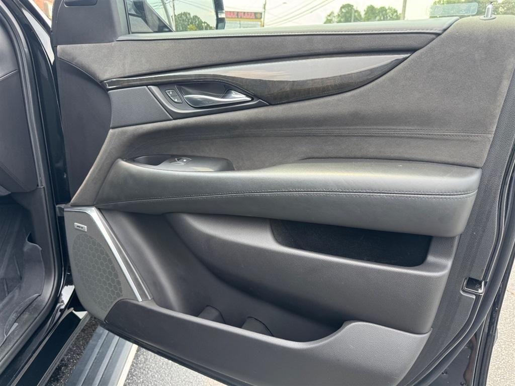 Cadillac Escalade Platinum 4WD 2019