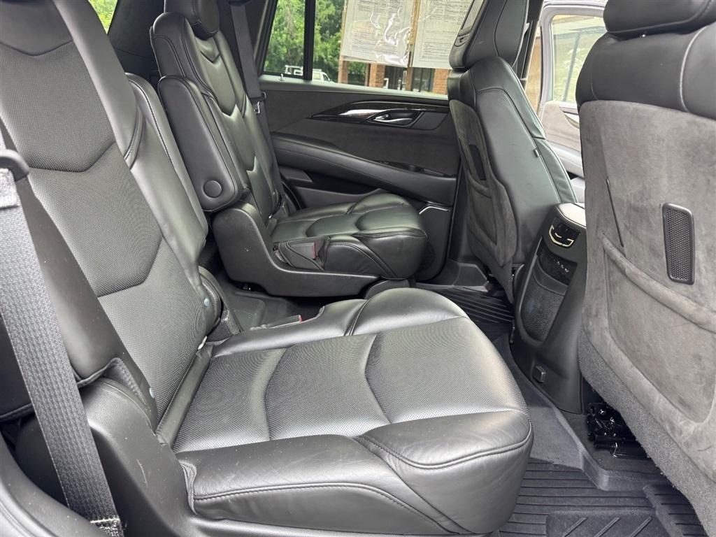 Cadillac Escalade Platinum 4WD 2019