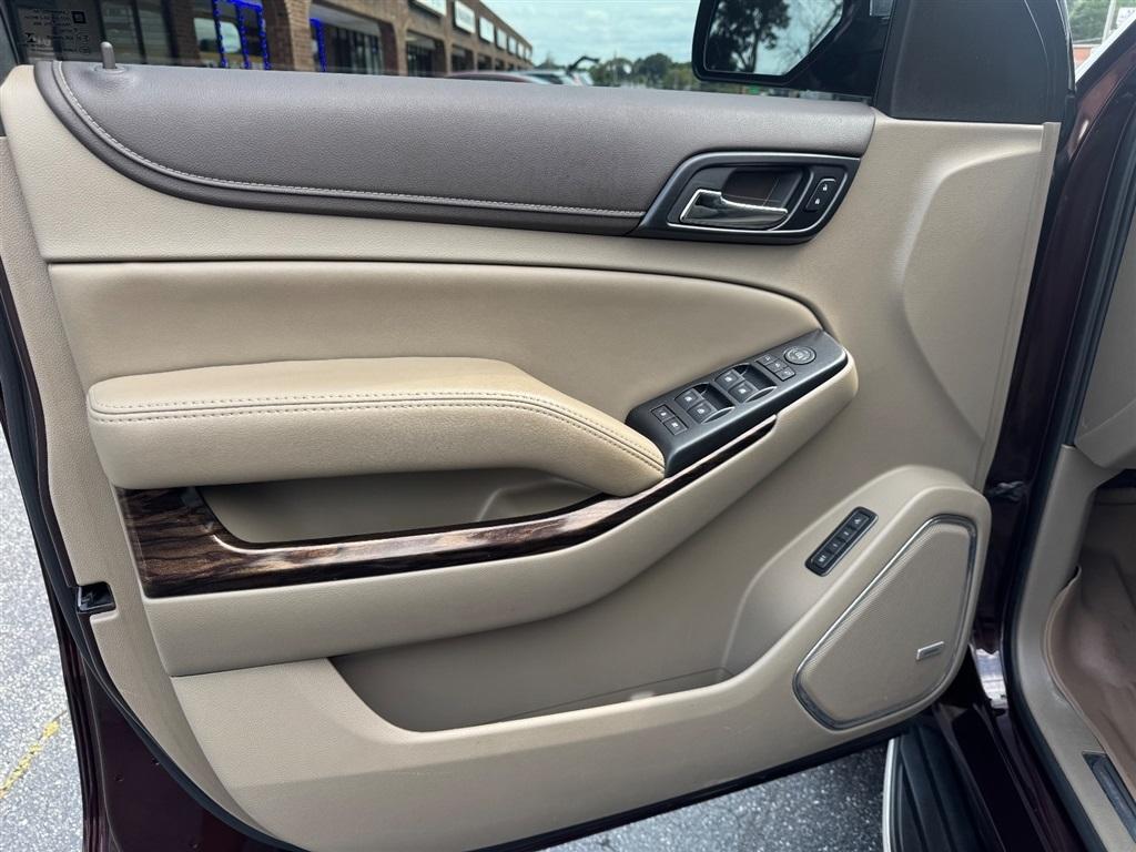 GMC Yukon XL SLT 4WD 2017