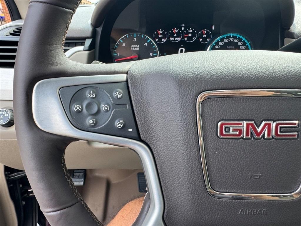 GMC Yukon XL SLT 4WD 2017