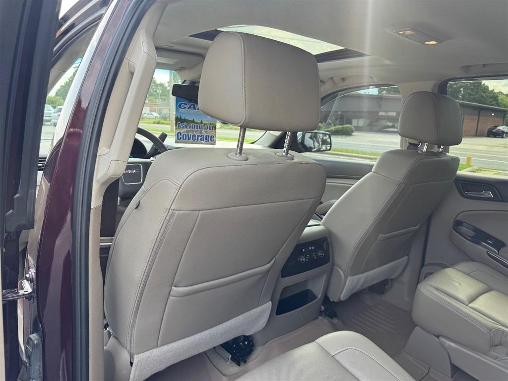 GMC Yukon XL SLT 4WD 2017