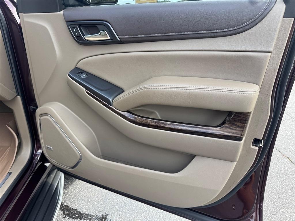 GMC Yukon XL SLT 4WD 2017