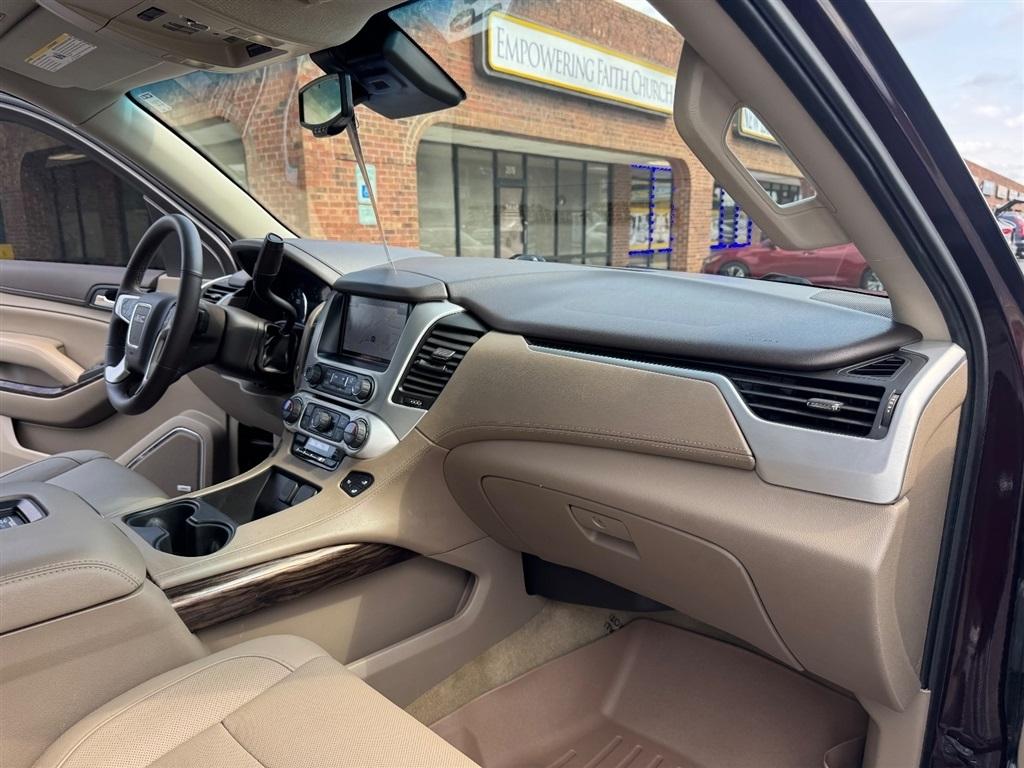 GMC Yukon XL SLT 4WD 2017