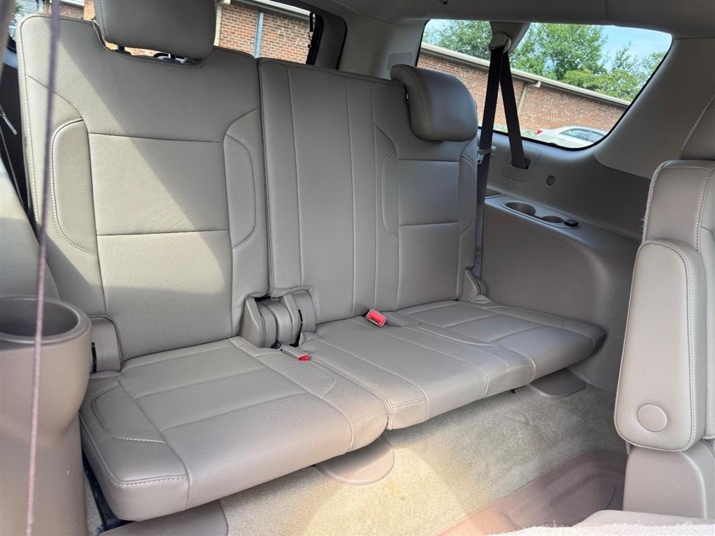 GMC Yukon XL SLT 4WD 2017