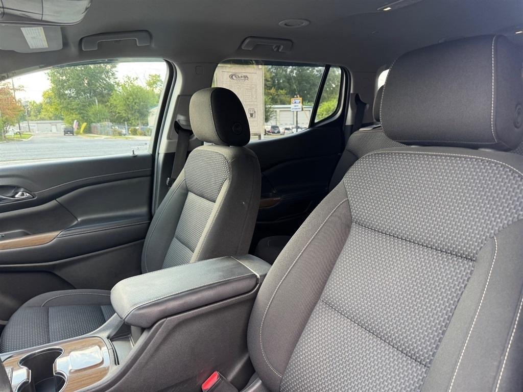 GMC Acadia SLE 2021