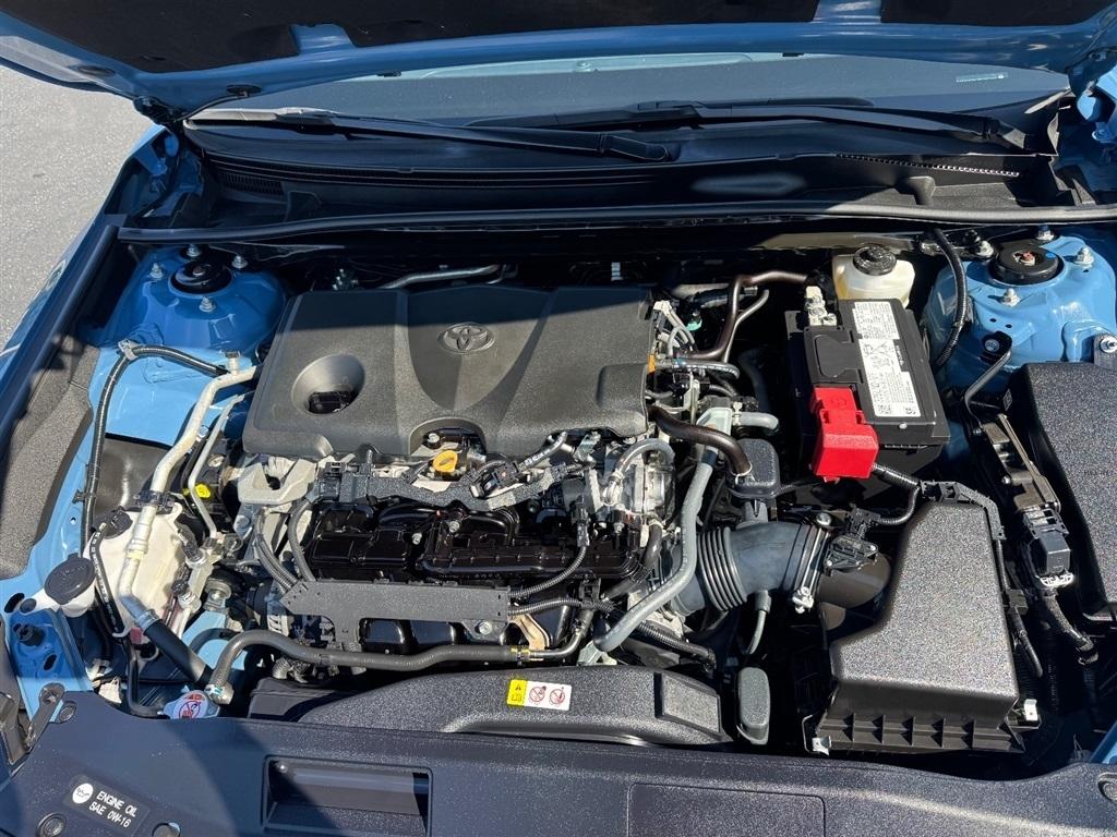 Toyota Camry SE 2023