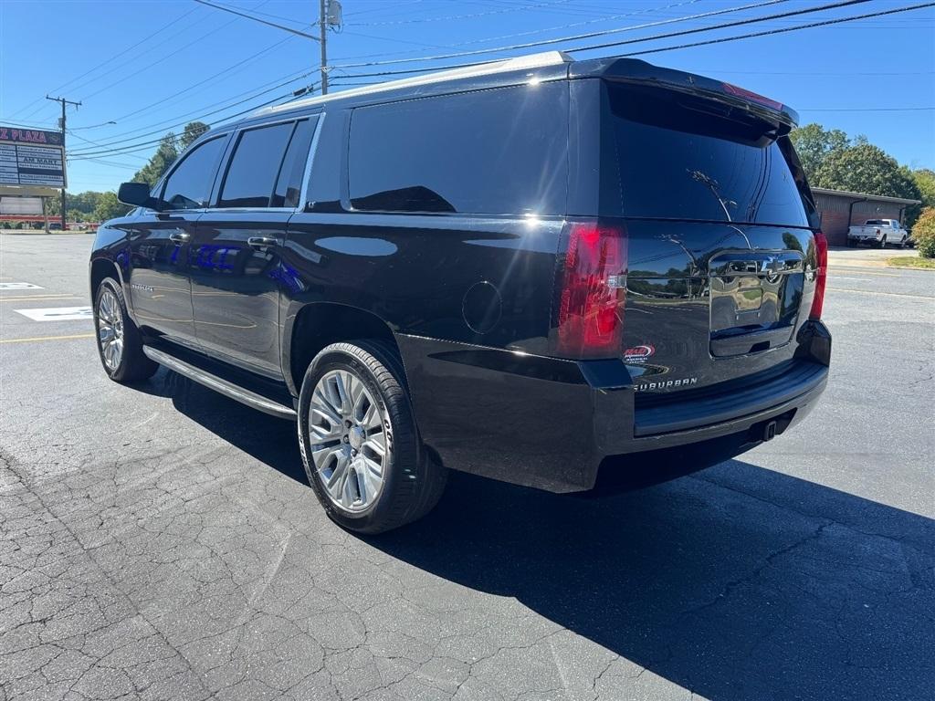 Chevrolet Suburban LT 4WD 2019