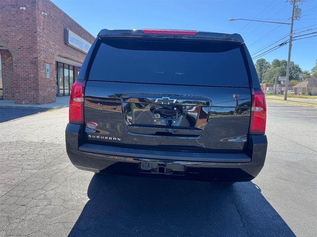 Chevrolet Suburban LT 4WD 2019