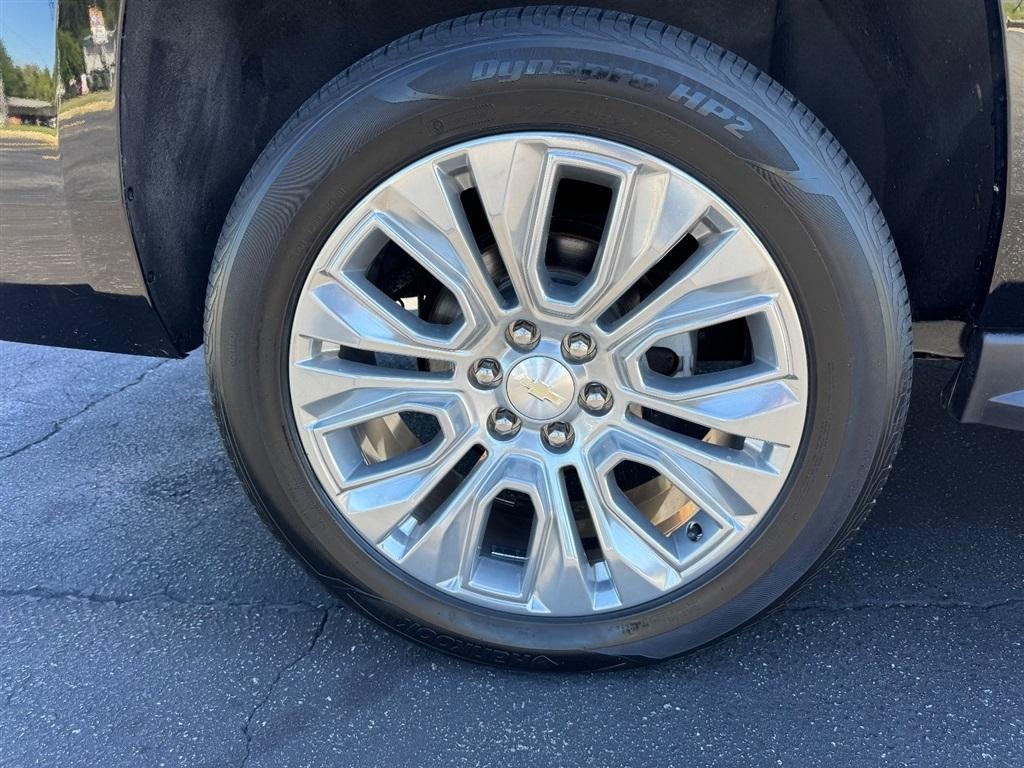 Chevrolet Suburban LT 4WD 2019