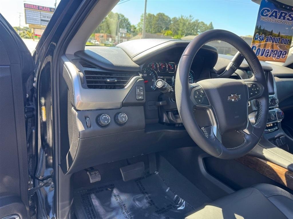 Chevrolet Suburban LT 4WD 2019