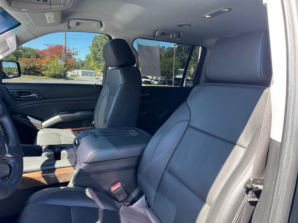 Chevrolet Suburban LT 4WD 2019