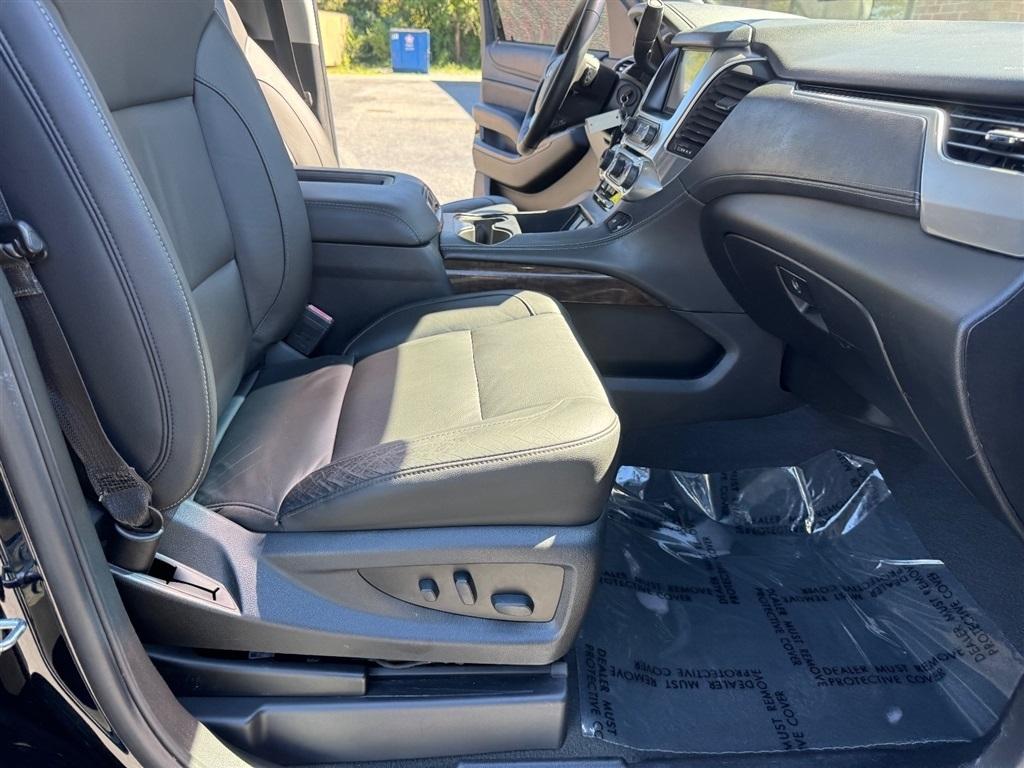 Chevrolet Suburban LT 4WD 2019