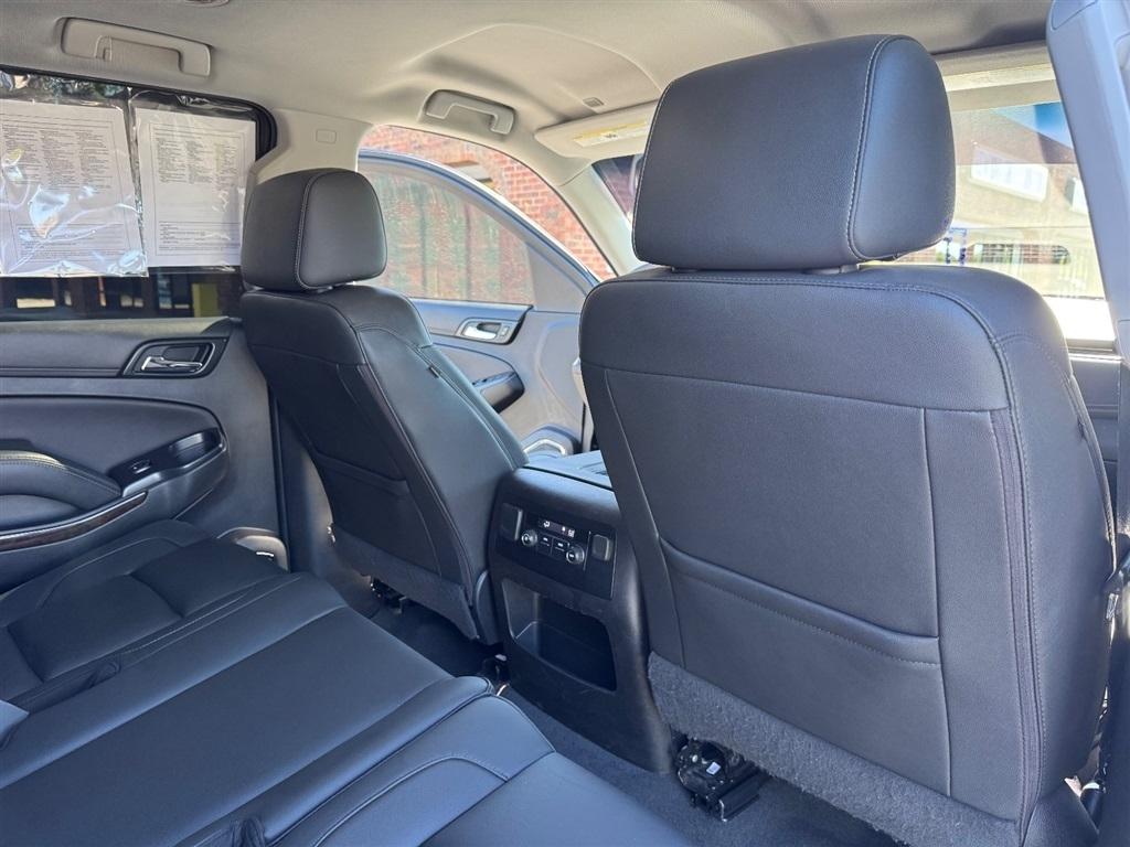 Chevrolet Suburban LT 4WD 2019