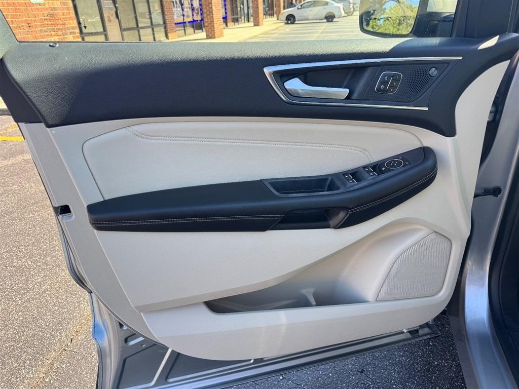 Ford Edge Titanium AWD 2022