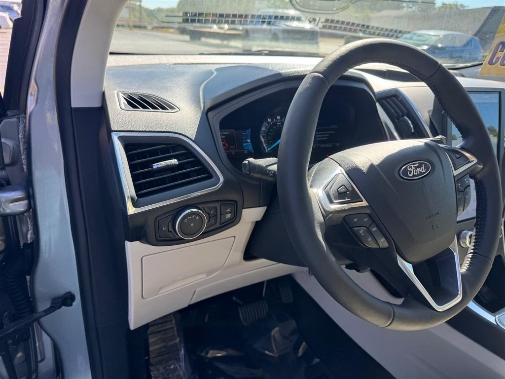 Ford Edge Titanium AWD 2022