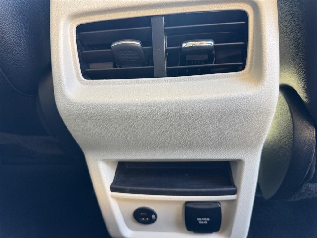 Ford Edge Titanium AWD 2022