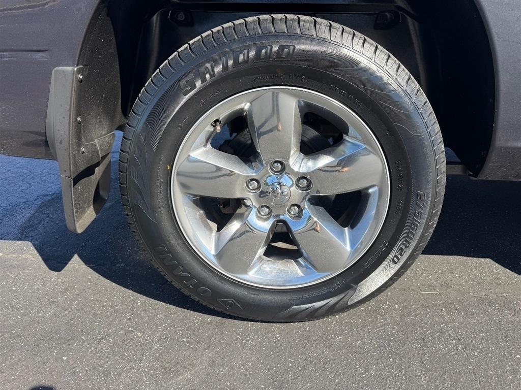RAM 1500 Classic Tradesman Crew Cab LWB 4WD 2019