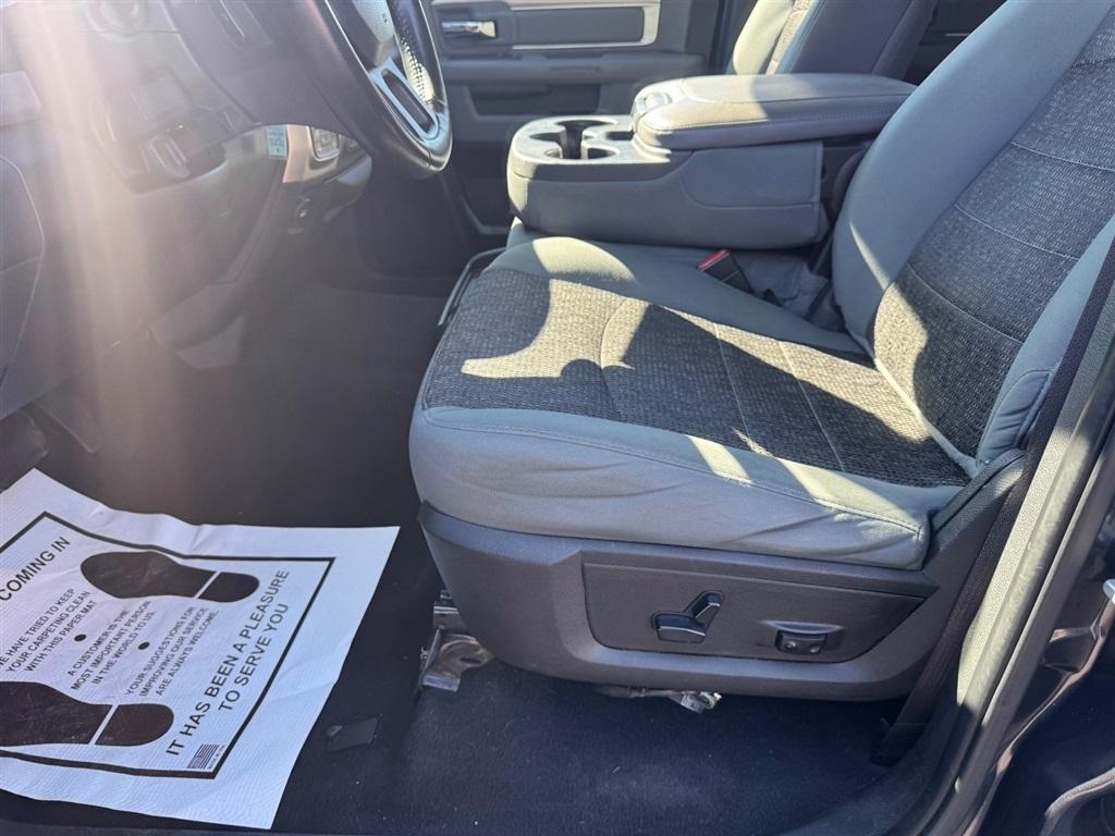 RAM 1500 Classic Tradesman Crew Cab LWB 4WD 2019