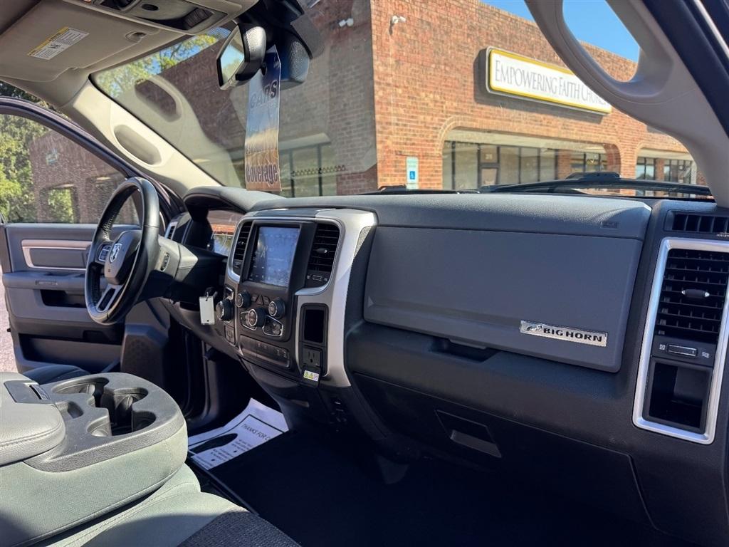 RAM 1500 Classic Tradesman Crew Cab LWB 4WD 2019