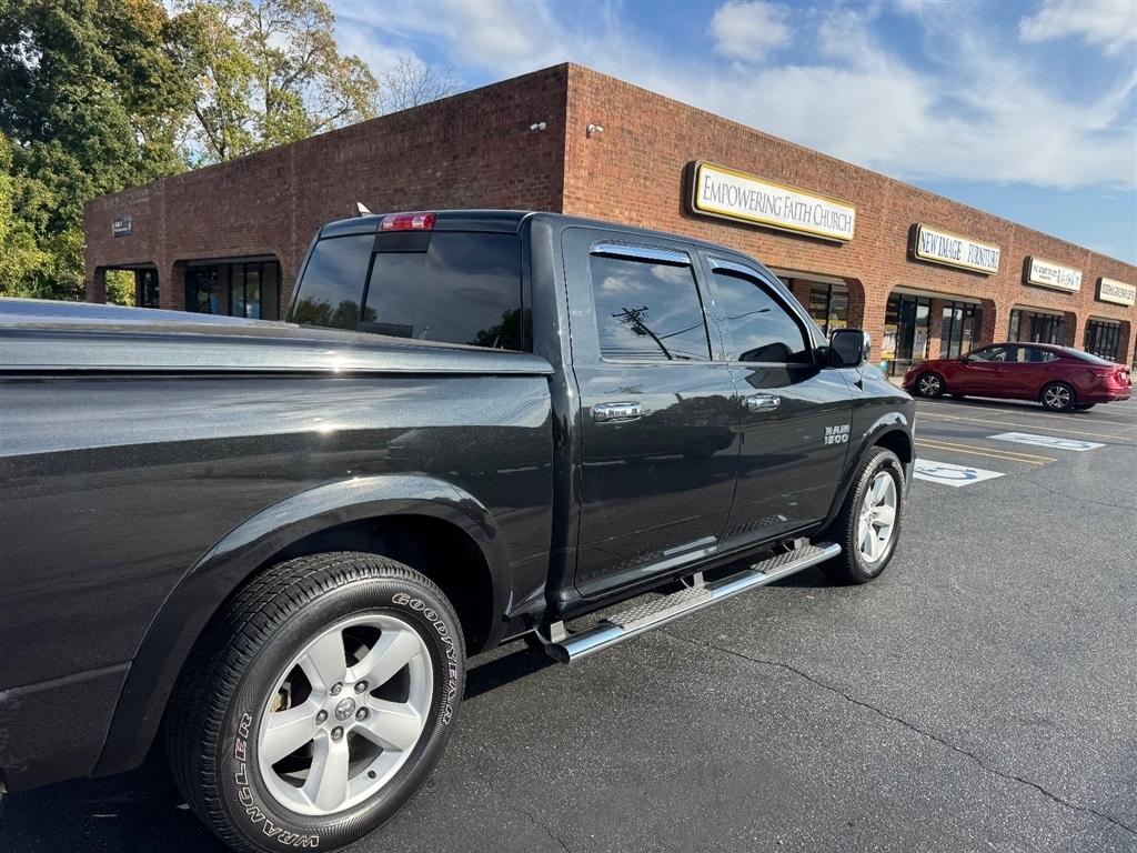 RAM 1500 SLT Crew Cab SWB 2WD 2015